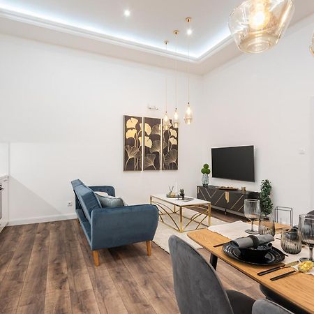 Blue Velvet Luxury Apartment Budapest Luaran gambar